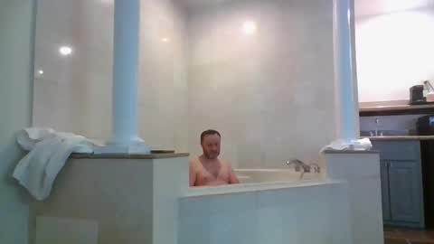 AktorXXL online show from 10.06.25