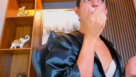 Alahia Rodriguez online show from 05.15.26