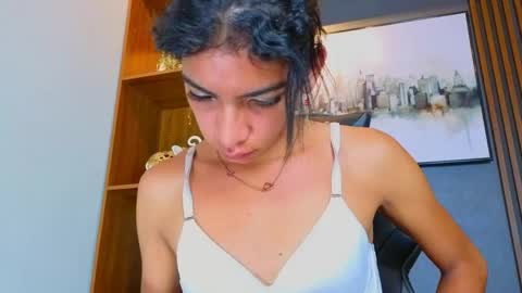 Alahia Rodriguez online show from 05.24.26