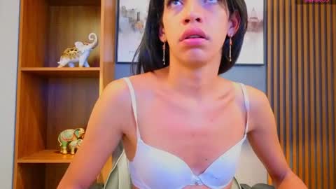 Snapshot of alahia__rodriguez chatting on 07.10.26 Alahia Rodriguez online show from 07.10.26