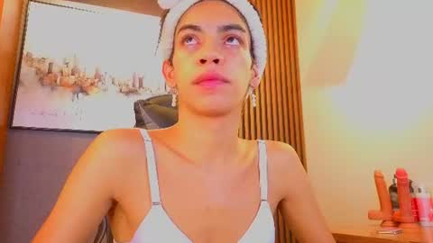 Snapshot of alahia__rodriguez chatting on 07.12.26 Alahia Rodriguez online show from 07.12.26