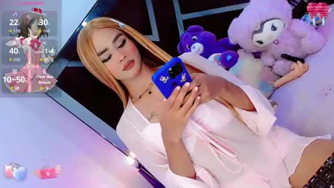 Snapshot of alahia_daboin chatting on 05.17.26 alahia_daboin online show from 05.17.26