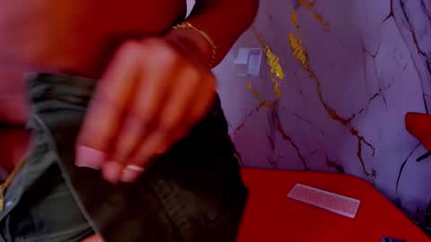 alahia rivera online show from 01.17.26