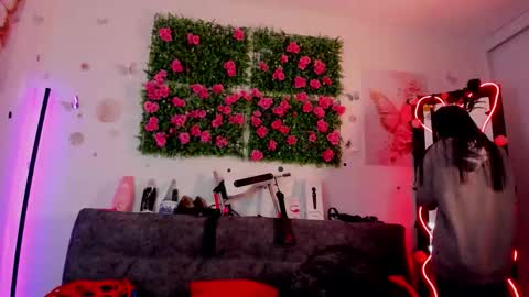 Snapshot of alaia_asuka chatting on 09.15.25 Alaia online show from 09.15.25