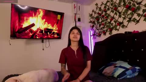 Snapshot of alaia_asuka chatting on 10.06.25 Alaia online show from 10.06.25