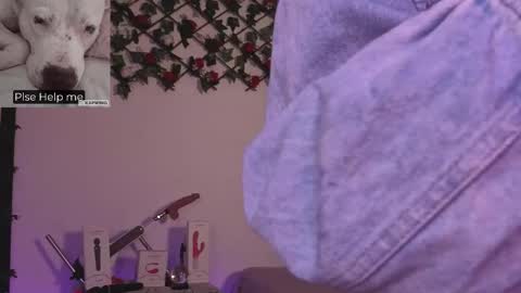 Snapshot of alaia_asuka chatting on 12.05.25 Alaia online show from 12.05.25