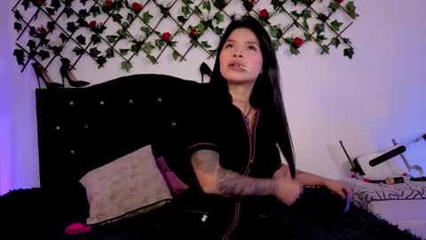 Snapshot of alaia_asuka chatting on 02.11.26 Alaia online show from 02.11.26