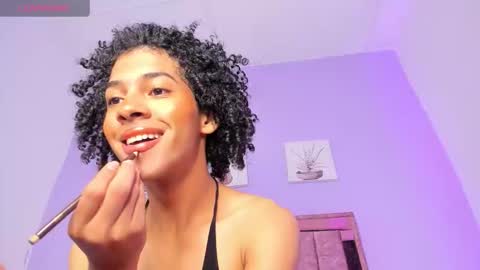 Snapshot of alaiasexygirl chatting on 11.29.25 alaiasexygirl online show from 11.29.25