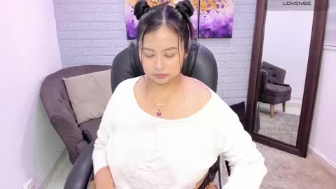     online show from 04.15.26