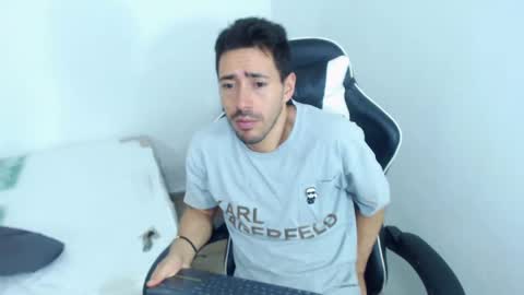 Snapshot of alan_allexander chatting on 02.22.25 ALAN online show from 02.22.25