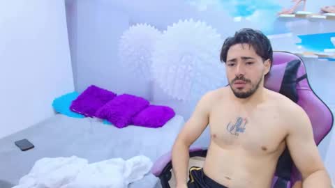 Snapshot of alan_allexander chatting on 02.13.26 ALAN online show from 02.13.26