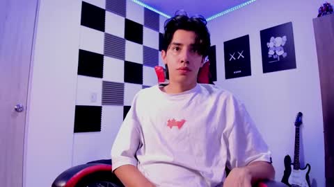 Alan Boy online show from 10.20.25