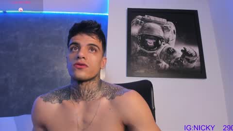 alan_morrys online show from 02.04.25