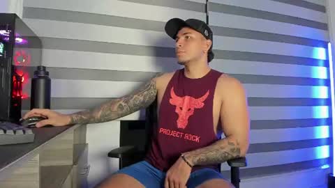 Snapshot of alan_muscle chatting on 06.16.26 Alan online show from 06.16.26