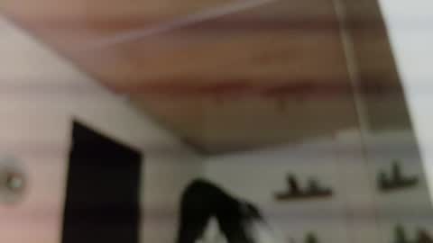 Maeve  online show from 04.04.26