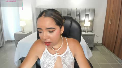 alana  online show from 04.28.26