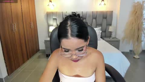 alana  online show from 07.06.26