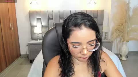 alana  online show from 07.12.26