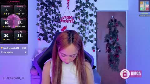 Snapshot of alana_pherson chatting on 12.15.24 alana_pherson online show from 12.15.24
