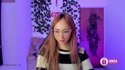 Snapshot of alana_pherson chatting on 12.21.24 alana_pherson online show from 12.21.24