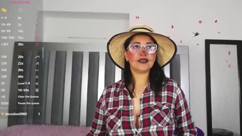 Snapshot of alana_steel_1 chatting on 10.31.25 Alana online show from 10.31.25