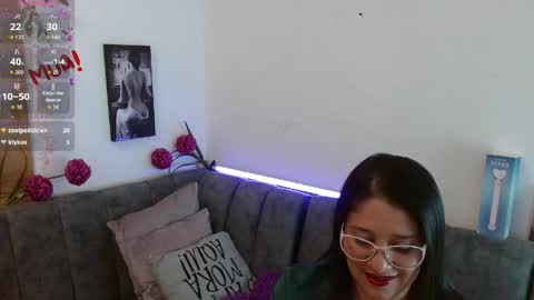 Snapshot of alana_steel_1 chatting on 04.22.26 Alana online show from 04.22.26