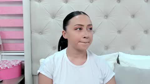 Alana  online show from 07.25.26