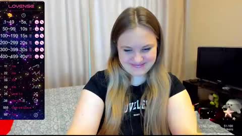 Snapshot of alanabrox chatting on 12.14.24 Julia online show from 12.14.24