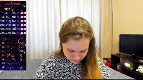 Snapshot of alanabrox chatting on 01.13.25 Julia online show from 01.13.25