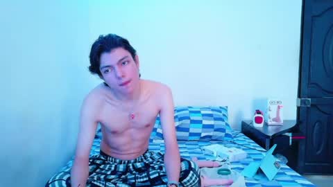 ALAN DEL REY online show from 04.13.26