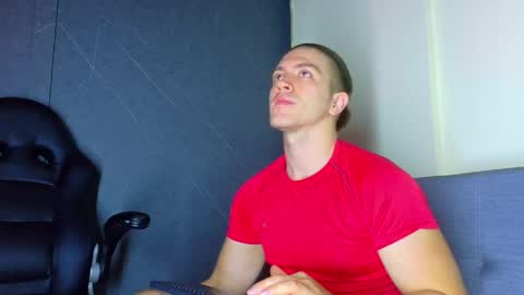 Snapshot of alanferrer chatting on 03.07.26 Alan Ferrer online show from 03.07.26