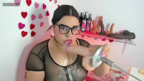 Snapshot of alanna_sloppy chatting on 05.16.26 alana silver online show from 05.16.26
