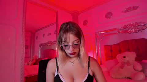 alannamilan online show from 06.29.26