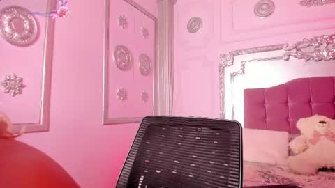 alannamilan online show from 07.22.26