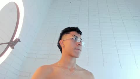 Snapshot of alannaughty_ chatting on 12.29.24 alannaughty_ online show from 12.29.24