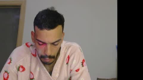 Snapshot of alaouirim25 chatting on 05.29.26 AllylicArabis online show from 05.29.26
