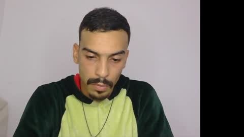 Snapshot of alaouirim25 chatting on 05.29.26 AllylicArabis online show from 05.29.26
