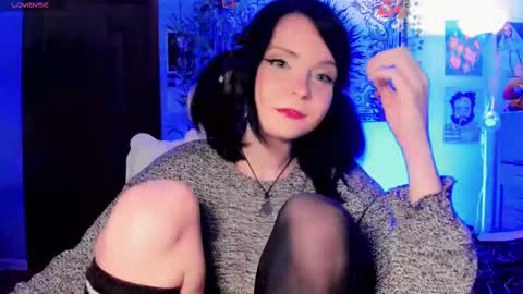 Snapshot of alaska_chan_ chatting on 02.15.25 alaska_chan_ online show from 02.15.25