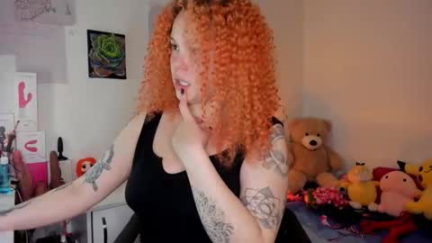 Caro online show from 04.11.26