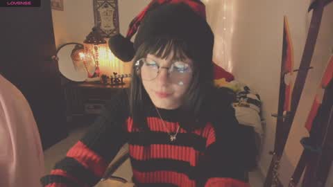 Snapshot of alaskagrace chatting on 12.03.24 Alaska Grace       online show from 12.03.24