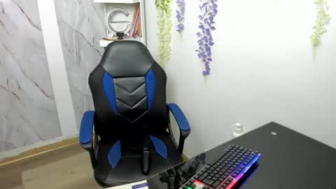 Alaya online show from 02.22.26