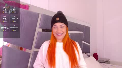 Snapshot of alba_grey chatting on 12.30.24 alba online show from 12.30.24