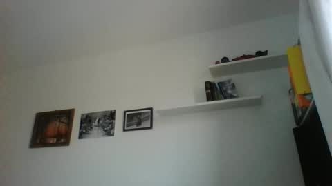 Snapshot of albertodivenire chatting on 02.01.25 albertodivenire online show from 02.01.25