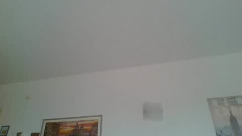 Snapshot of albertodivenire chatting on 02.23.25 albertodivenire online show from 02.23.25