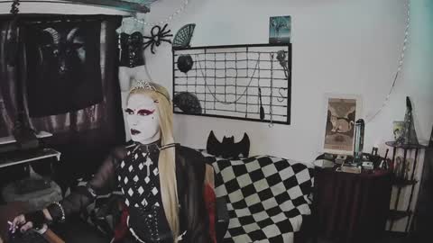 Snapshot of alchemymistic chatting on 01.17.25 Mistic witch online show from 01.17.25