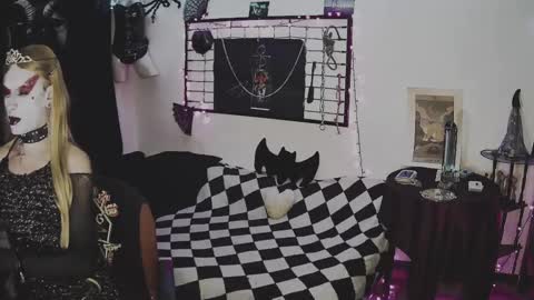 Snapshot of alchemymistic chatting on 02.26.25 Mistic witch online show from 02.26.25