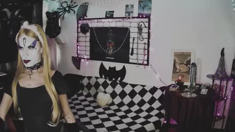 Snapshot of alchemymistic chatting on 02.27.25 Mistic witch online show from 02.27.25