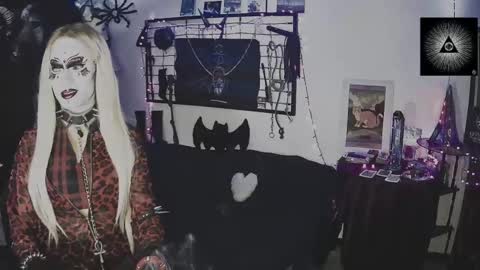 Snapshot of alchemymistic chatting on 09.09.25 Mistic witch online show from 09.09.25