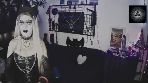 Snapshot of alchemymistic chatting on 09.14.25 Mistic witch online show from 09.14.25