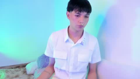 Snapshot of ale_aurarashii chatting on 07.27.26 Ale aurarashii online show from 07.27.26